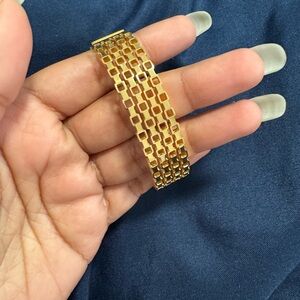 Chic Gold Bracelet